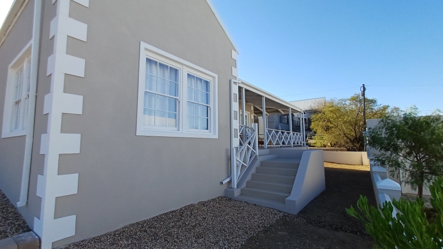 3 Bedroom Property for Sale in Prince Albert Western Cape